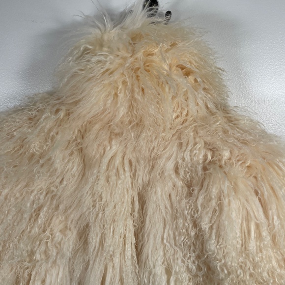 Vintage Tibet Lamb Fur Coat with Satin Lining - Rare and Pristine - Picture 11 of 16